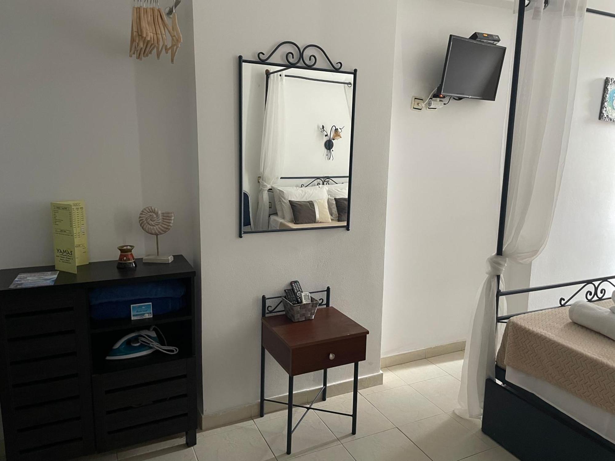 Anastasia Studios, Apartments & Suites Archangelos  Exteriér fotografie